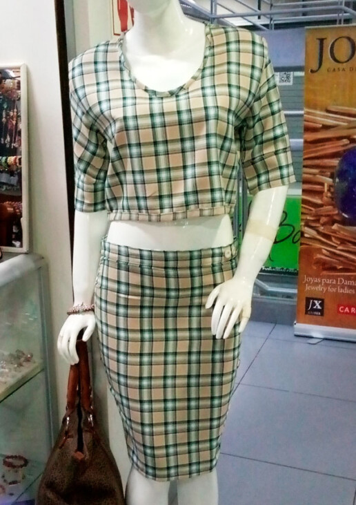 CONJUNTO URBANO MUJER